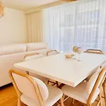 De Lux & Pool Apartamento Armação de Pêra