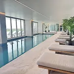 De Lux & Pool Apartamento *