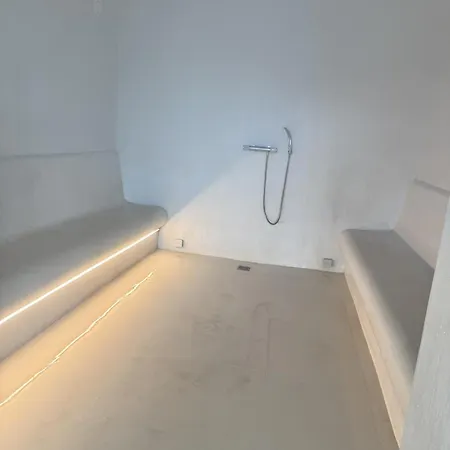 아파트 De Lux & Pool *