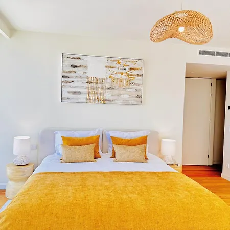 Apartment De Lux & Pool *