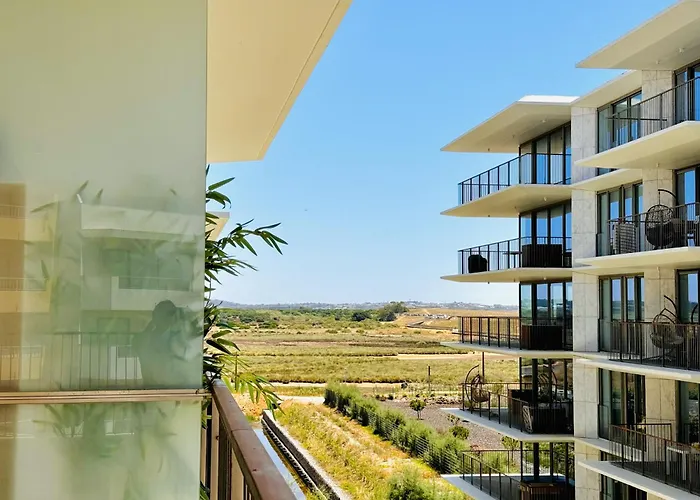 De Lux & Pool アパート アルマカオ・デ・ペラ