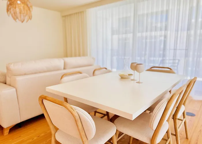 De Lux & Pool アパート アルマカオ・デ・ペラ