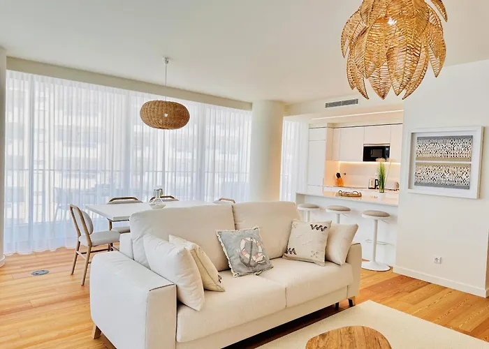 アパート De Lux & Pool *